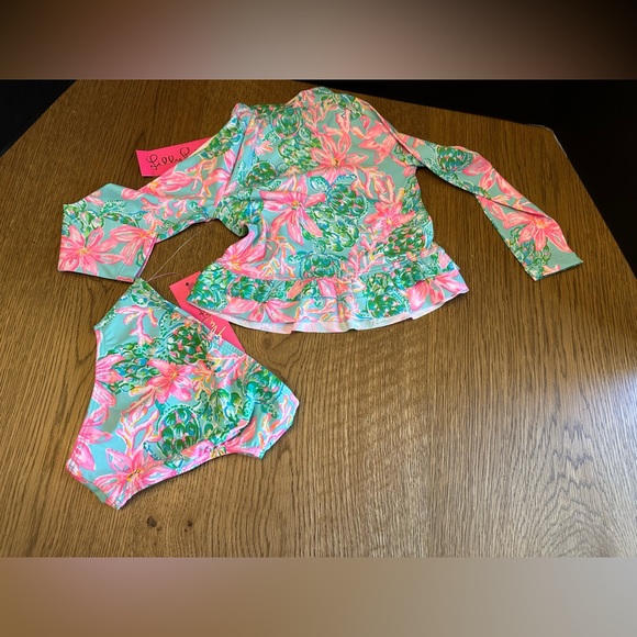 NWT Lilly Pulitzer UPF 50+ Girls Ansley Rashguard Set So Shellegant Size 2 - Picture 5 of 5